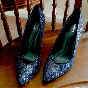 Gorgeous Sparkly heels 👠